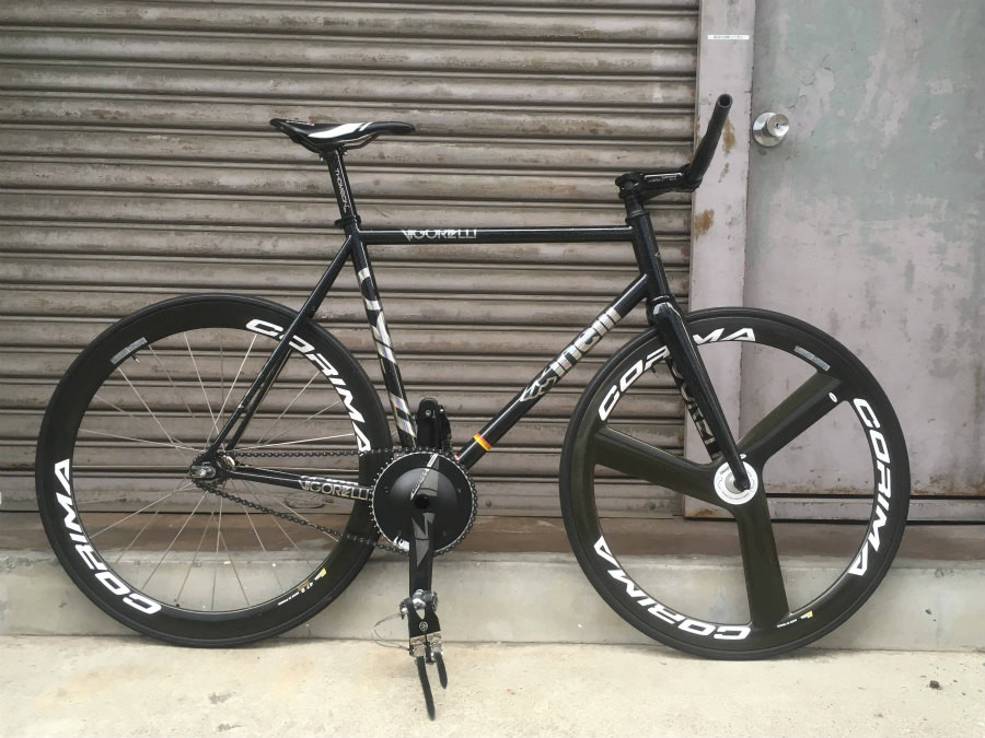 チネリのヴィゴレッリトラックスチールをフルカスタムした全体像