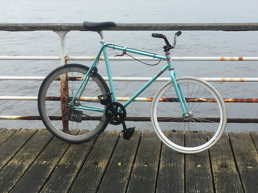 ピストバイクのフロントのホイールを小さいものに変更するメリットとは